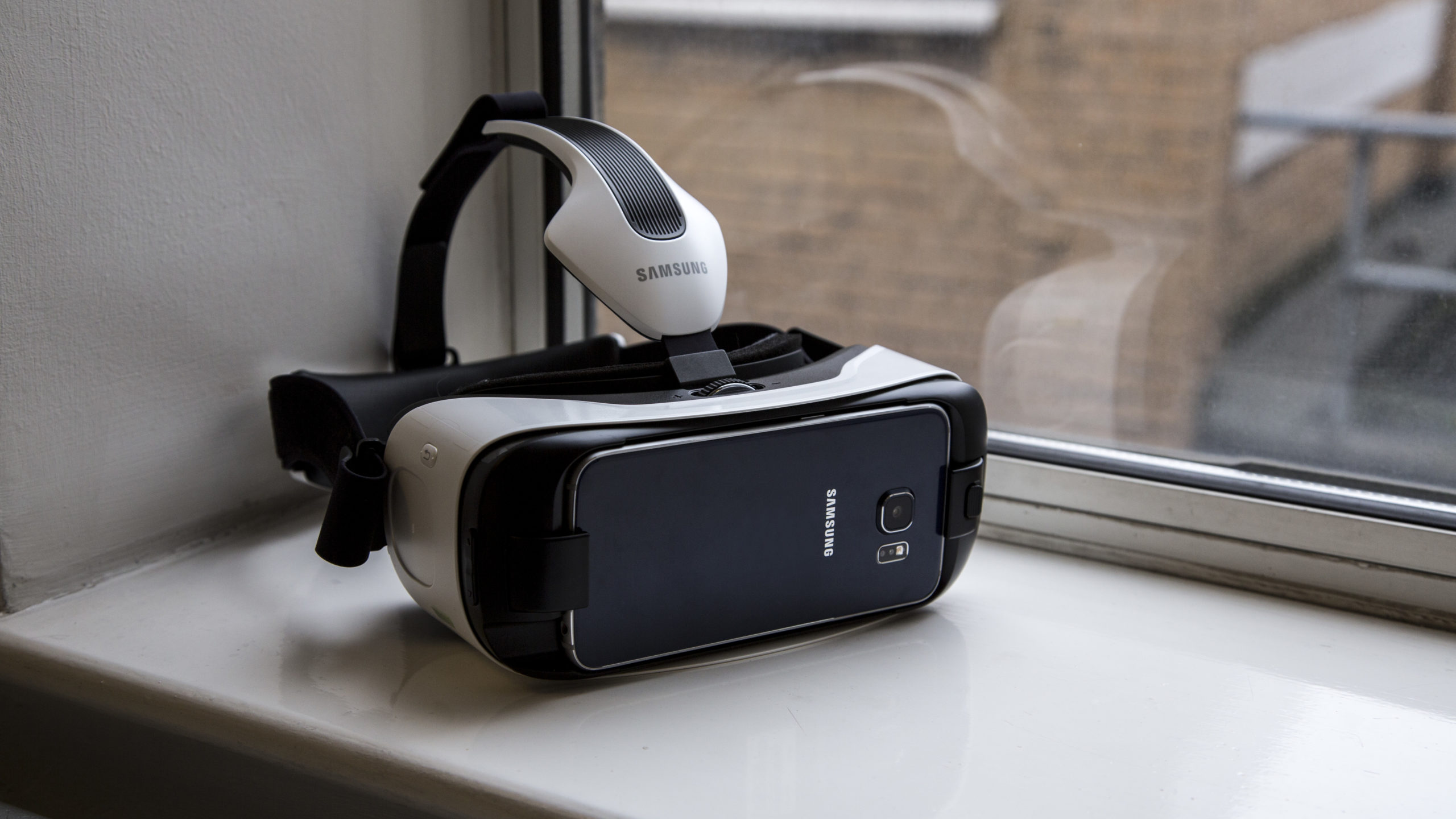 Samsung Gear VR Innovator Edition for S6 리뷰: 미래가 온다