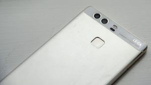 Huawei P9 parmak izi okuyucu