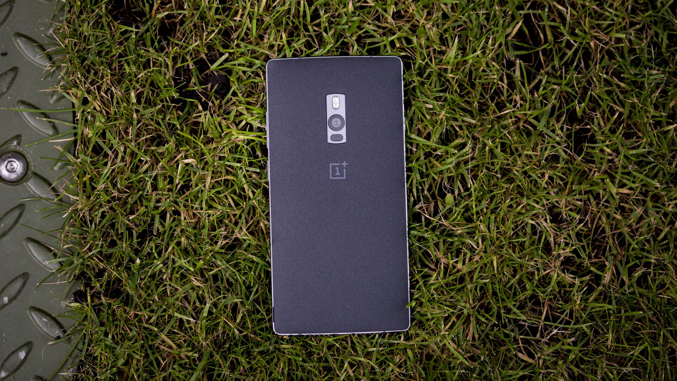 Огляд OnePlus 2: чудовий телефон, який буде дуже не вистачати