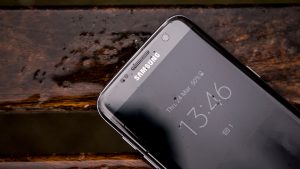 Samsung Galaxy S7 Edge immer aus einem anderen Blickwinkel auf dem Bildschirm
