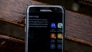 Samsung Galaxy S7 Edge - 가장자리 화면 근접 촬영