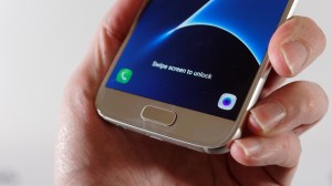 Recenzie Samsung Galaxy S7: jumătate din față, inferioară