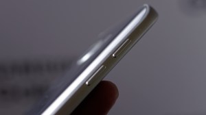 Огляд Samsung Galaxy S7: Кнопки гучності